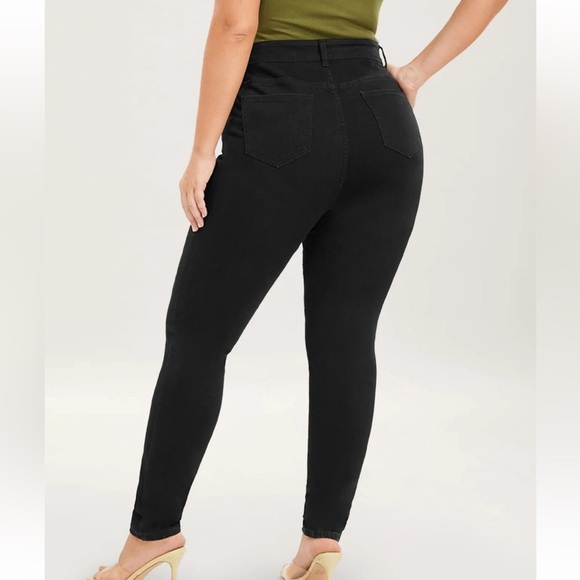 BloomChic Skinny Very Stretchy High Rise Black Wash Sculpt Waist Jeans us size10 - Picture 3 of 8